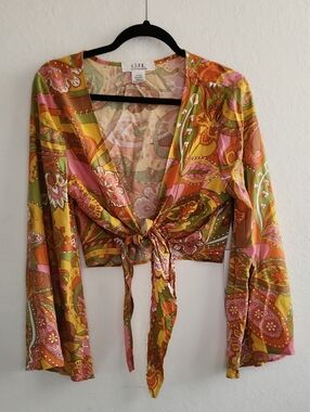 NWT L.I.F.E. Paisley Tie Front Bell Sleeve Crop Top Boho 70s Retro Large